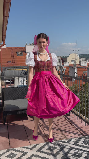 Bavarian Blush - Dirndl